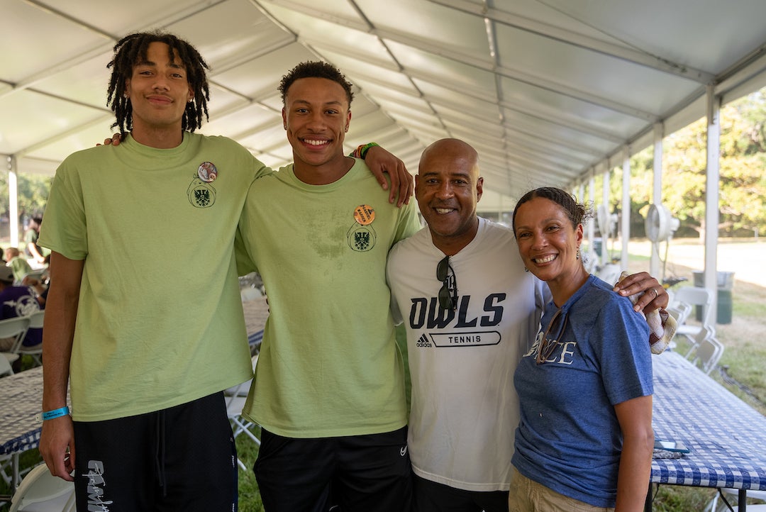 The university's newest Owls enjoyed a Texas barbecue dinner with President Reginald DesRoches, capping off the second day of O-Week on a high note.