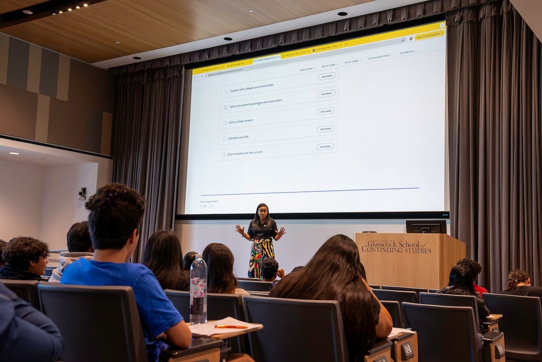 Rice University’s Susanne M. Glasscock School of Continuing Studies welcomed 75 students from Eastwood Academy to campus for its annual college preparedness workshop entitled Navigating the Pathway to College Admission last month.